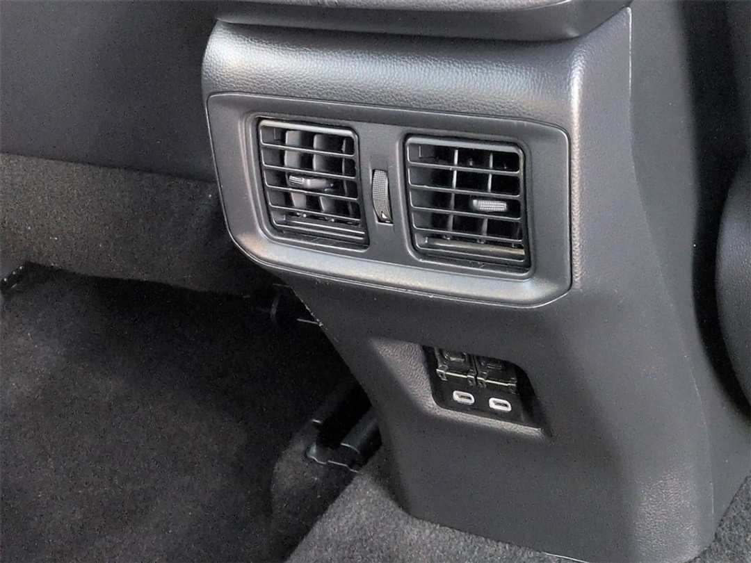 2024 Toyota Rav4 TRD Off Road - Image 30