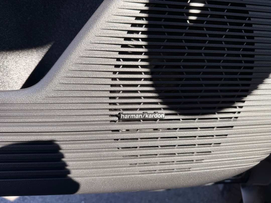 2026 Subaru Outback Limited - Image 13