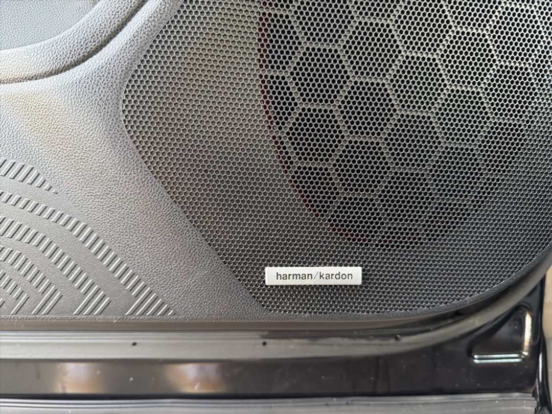 2025 Subaru Forester Limited - Image 14