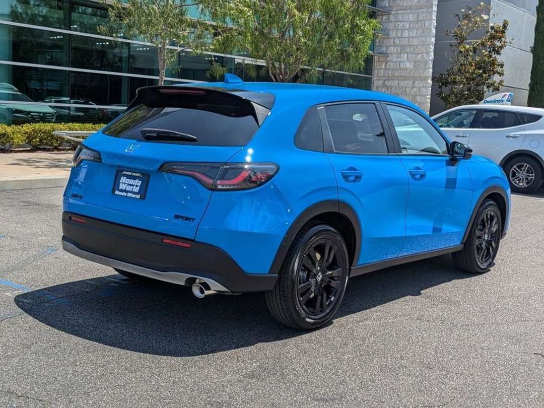 2026 Honda HR-V Sport - Image 4