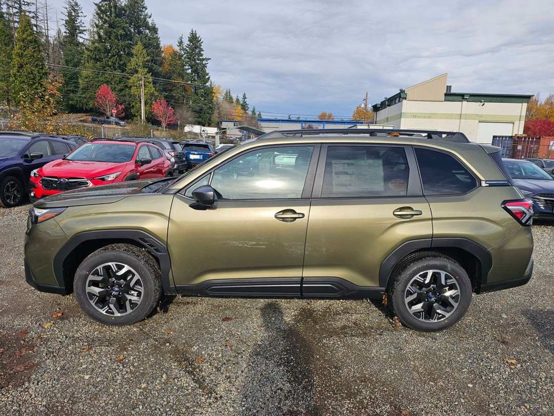 2026 Subaru Forester Premium - Image 2