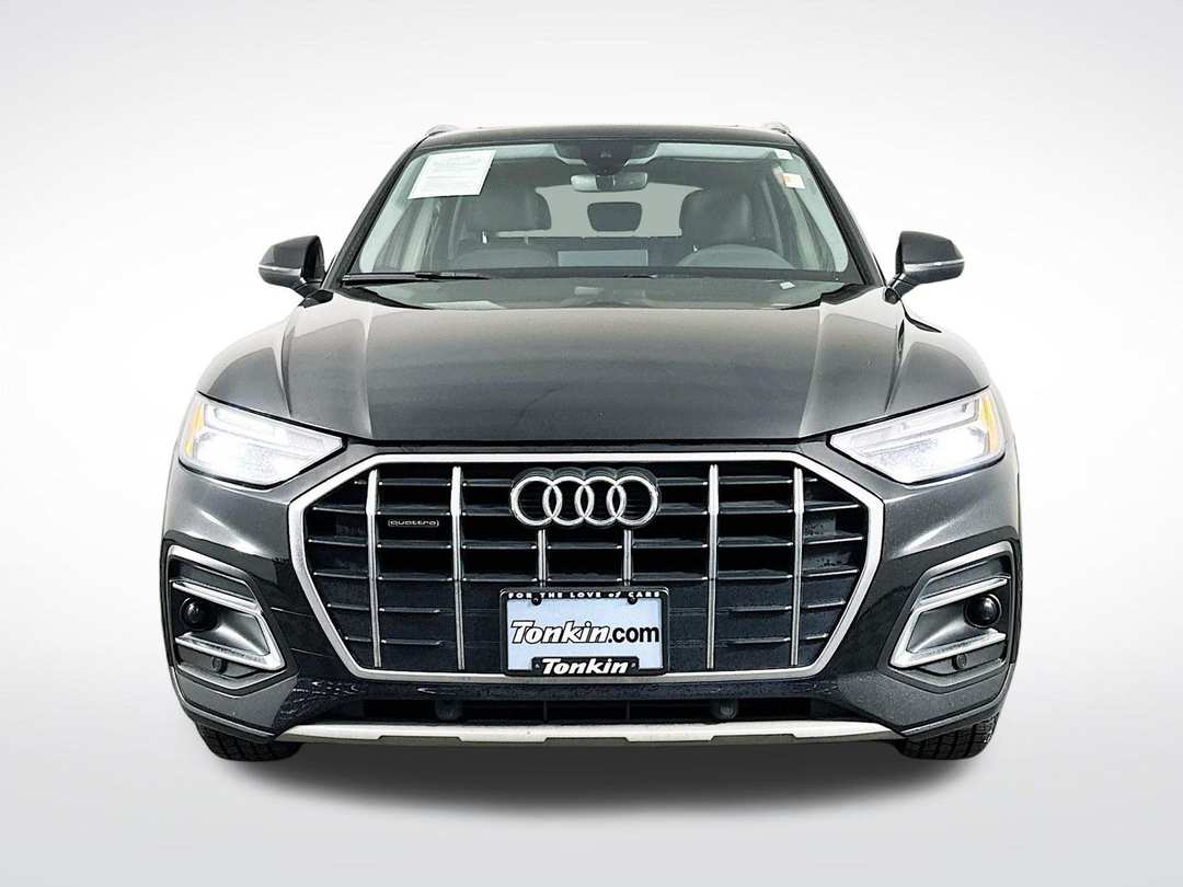 2023 Audi Q5 40 Premium - Image 2