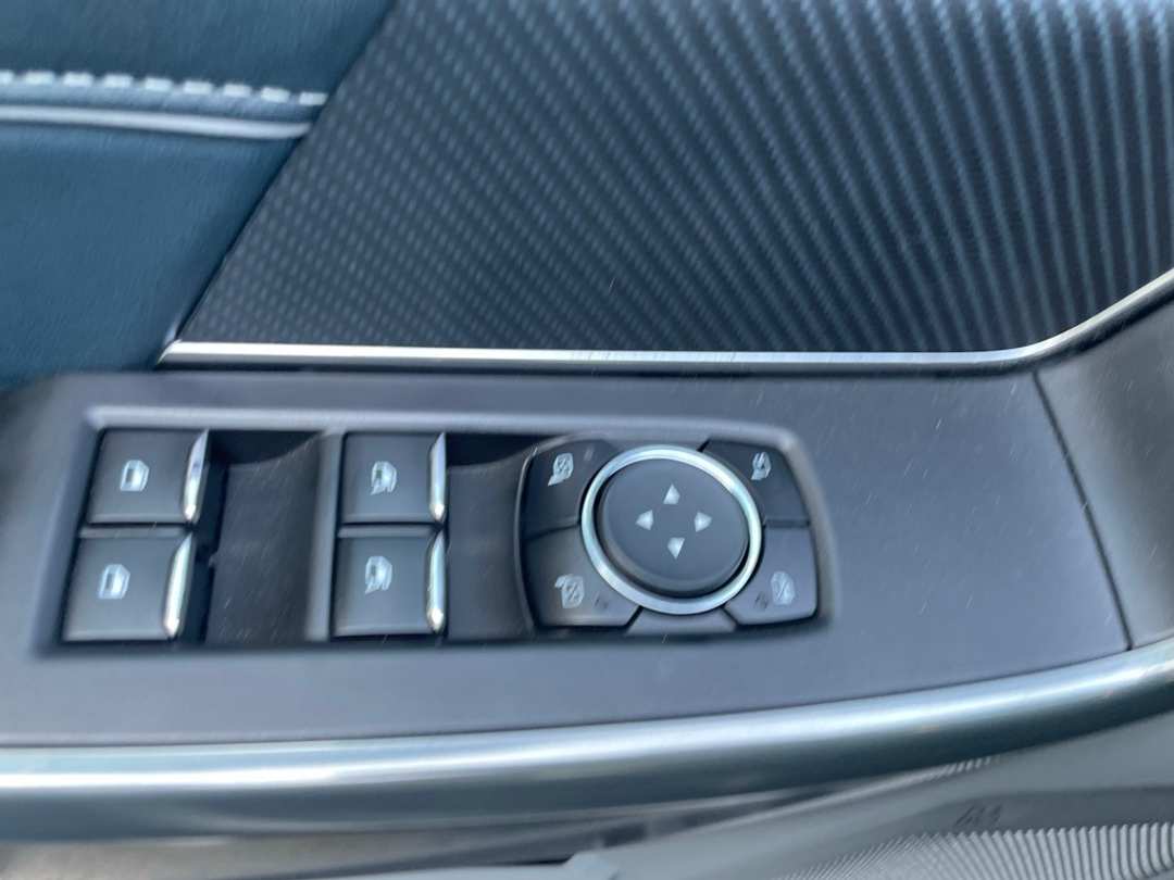 2023 Ford F-150 Limited - Image 10