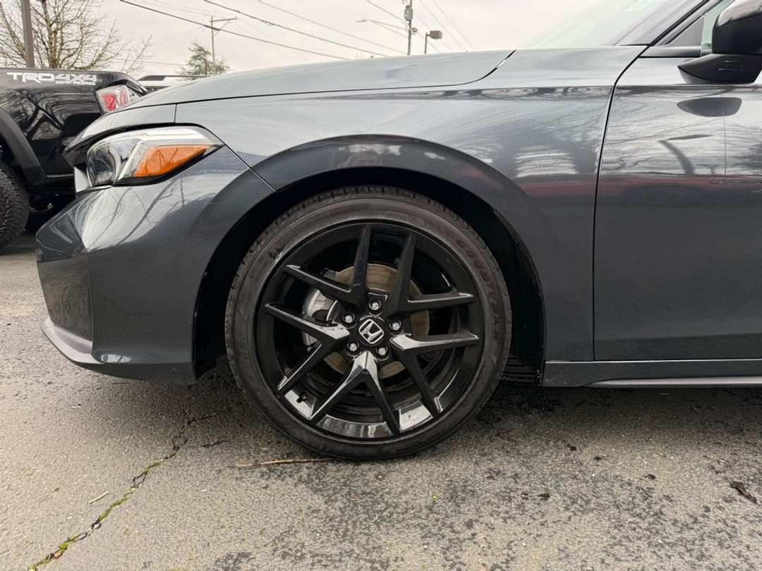 2025 Honda Civic Sport - Image 5