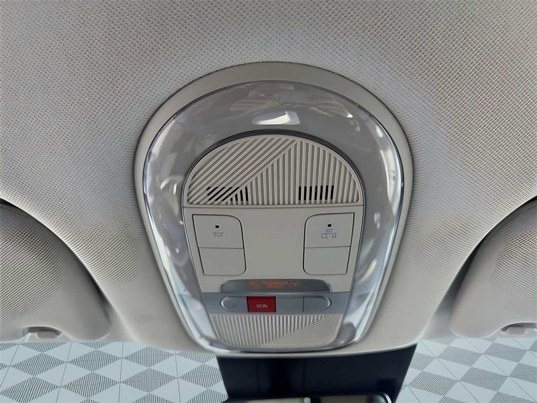 2026 Hyundai Ioniq 5 SEL - Image 27