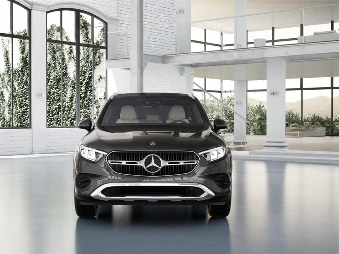 2026 Mercedes-Benz GLC GLC 300 - Image 7