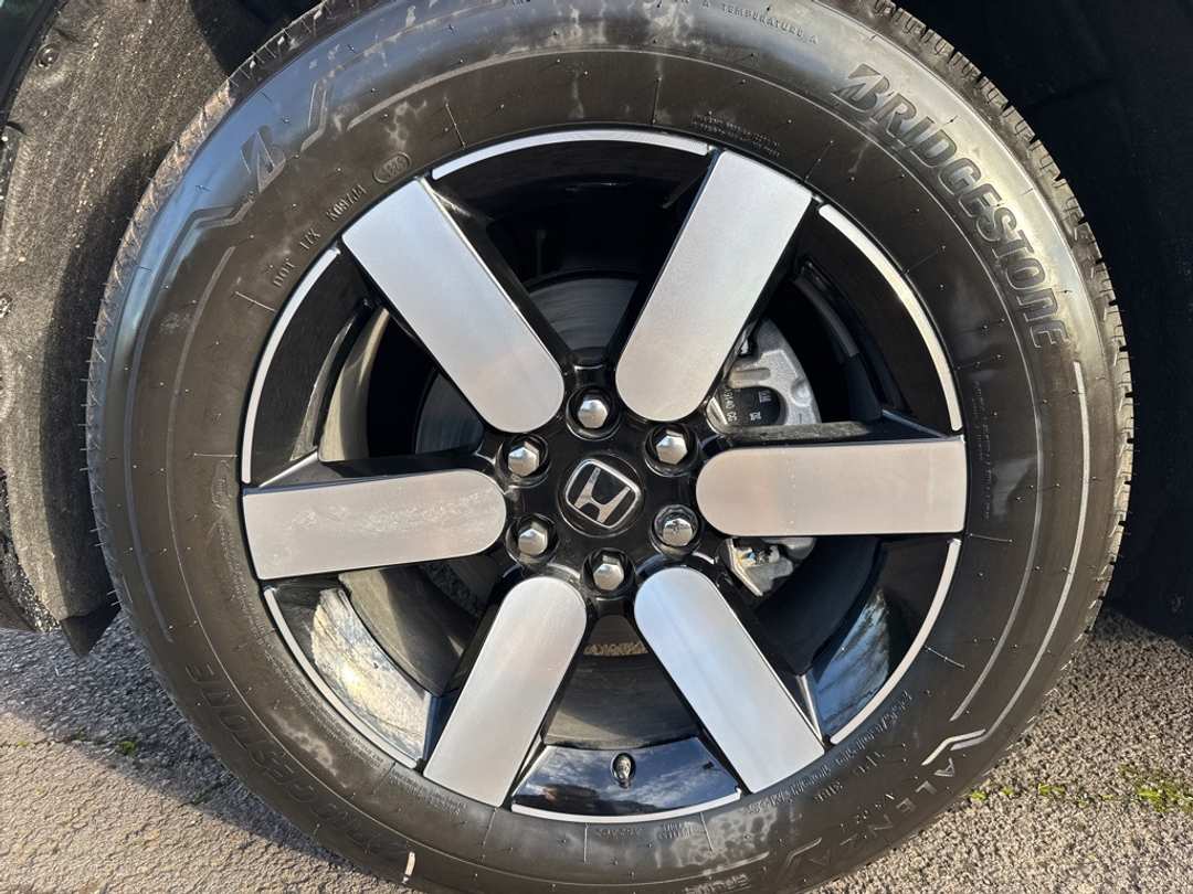 2026 Honda Prologue Touring - Image 9