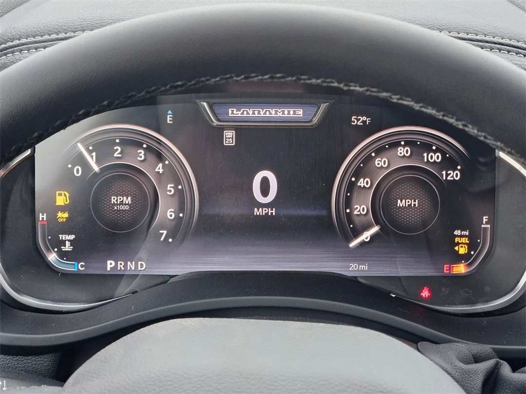 2026 Ram 2500 Laramie - Image 16