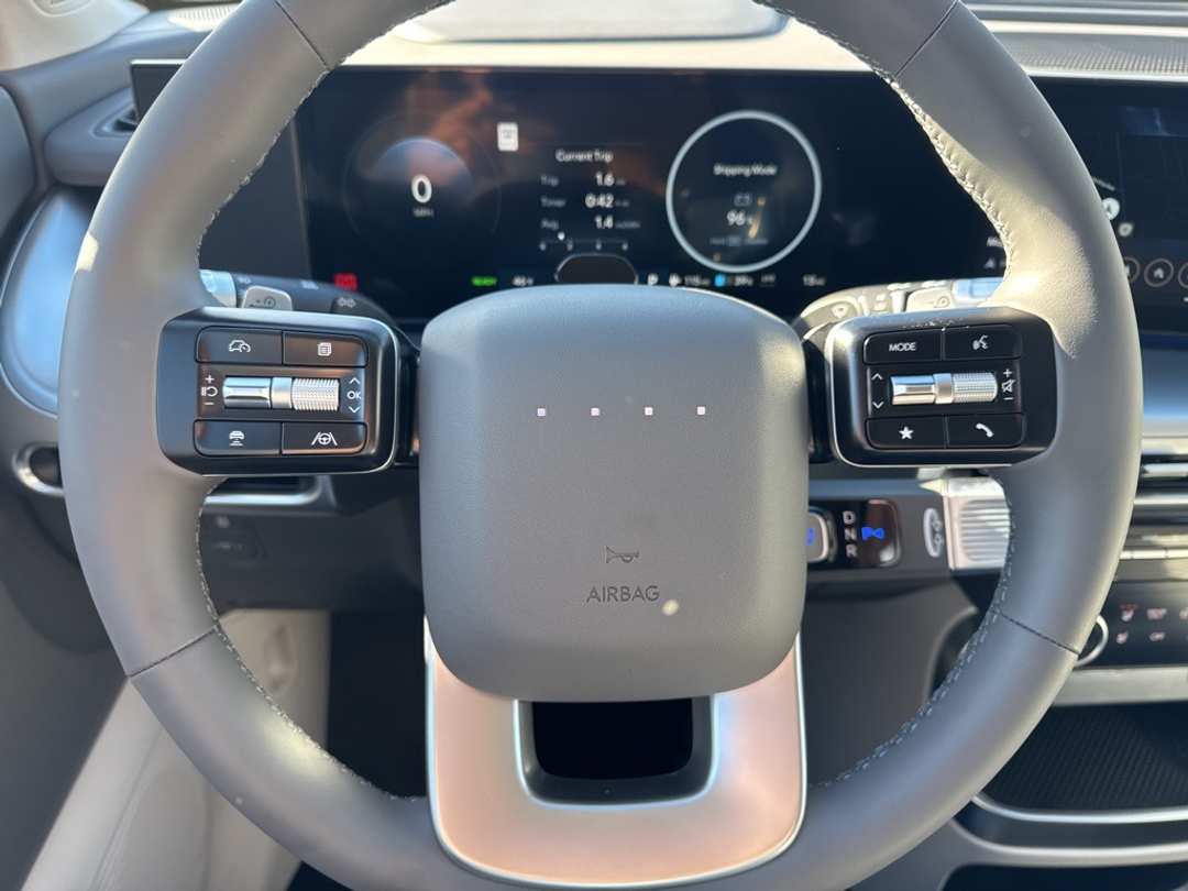 2026 Hyundai Ioniq 9 SEL - Image 20