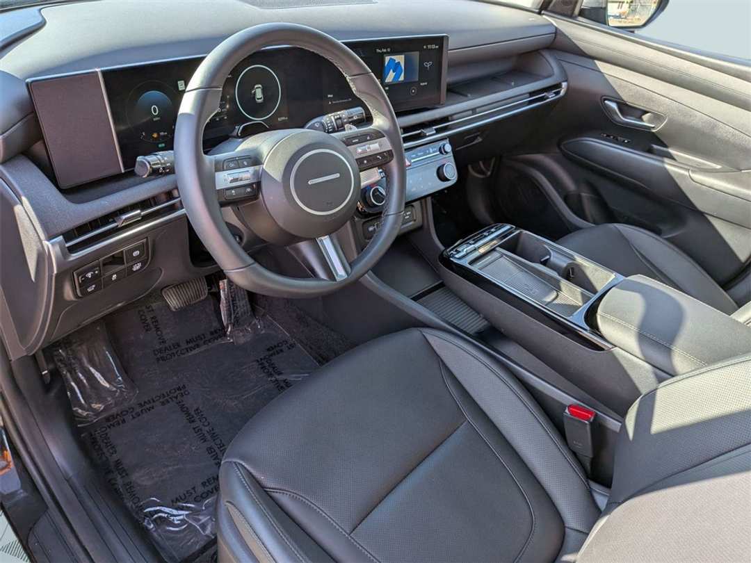 2025 Hyundai Tucson SEL Convenience - Image 13