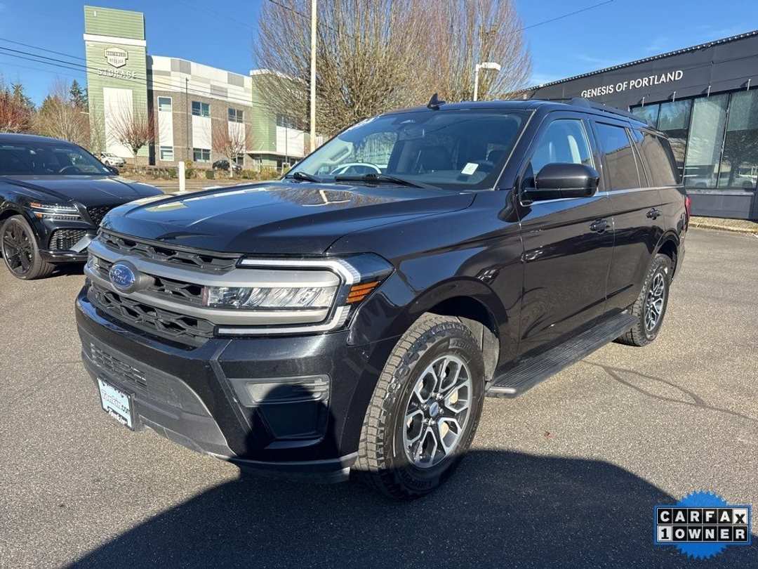 2024 Ford Expedition XLT - Image 2