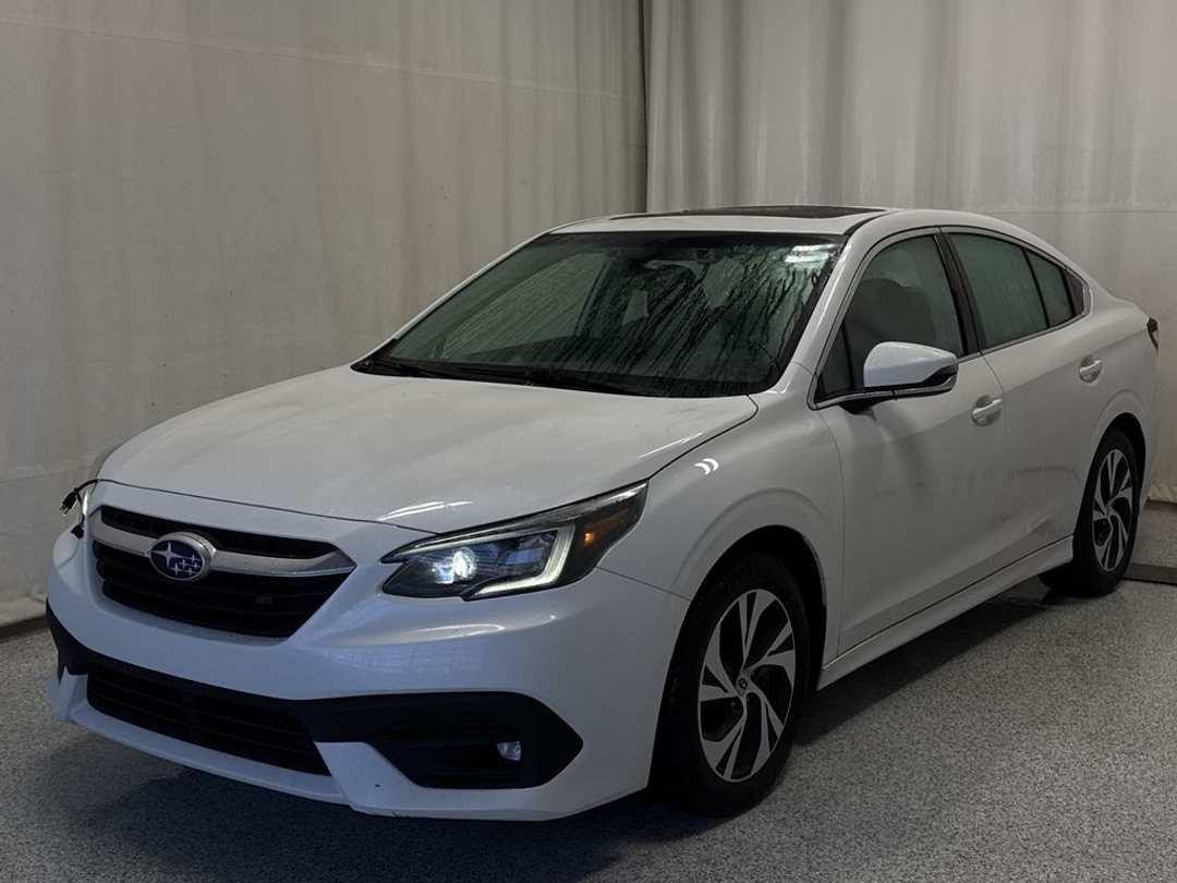 2022 Subaru Legacy Touring - Image 2