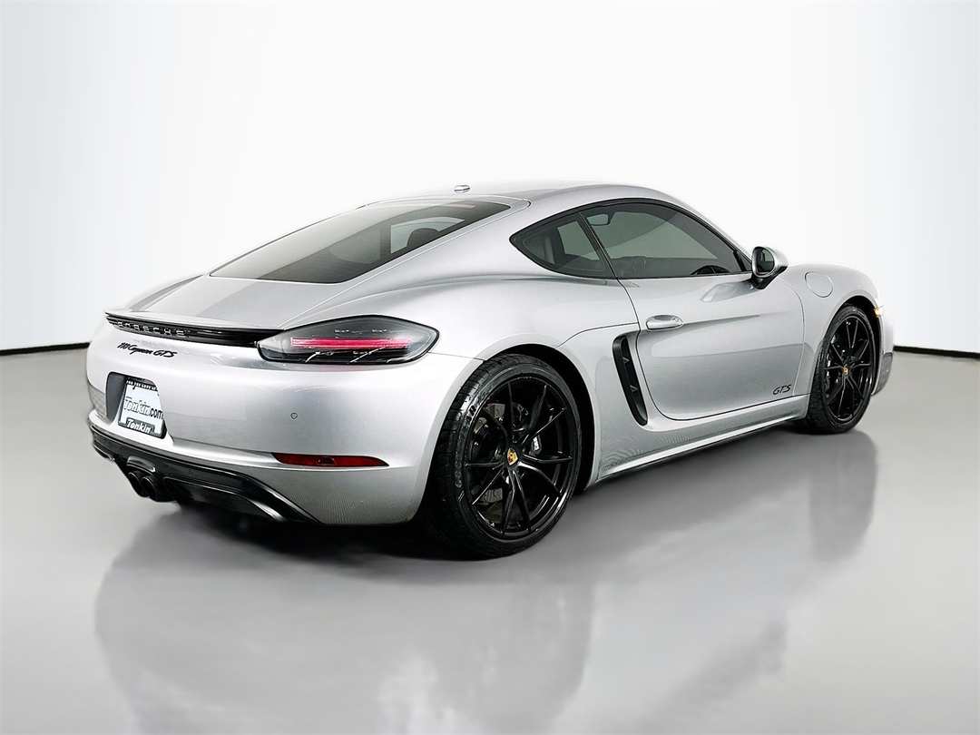 2018 Porsche 718 Cayman GTS - Image 7