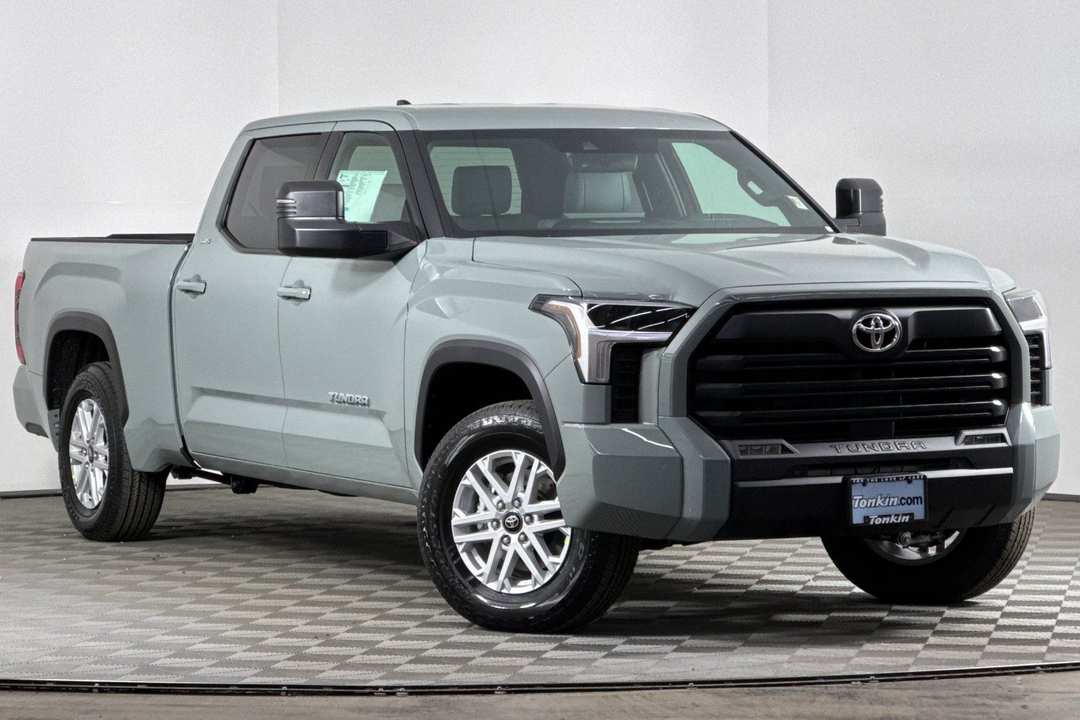 2025 Toyota Tundra SR5 - Image 2