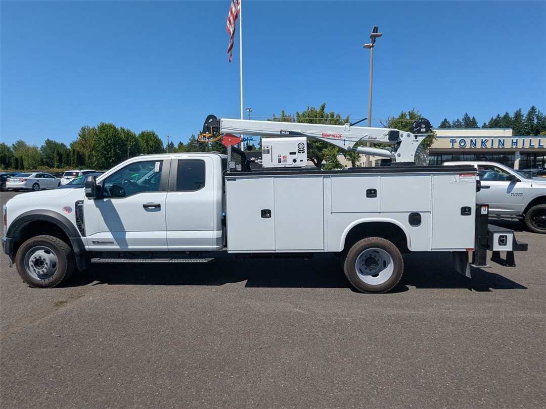 2025 Ford F-550Sd XL - Image 2