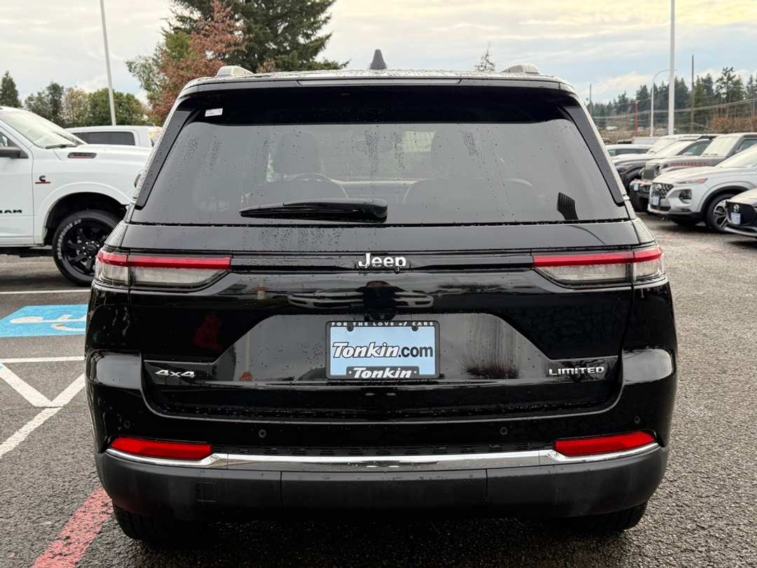 2023 Jeep Grand Cherokee Limited - Image 7