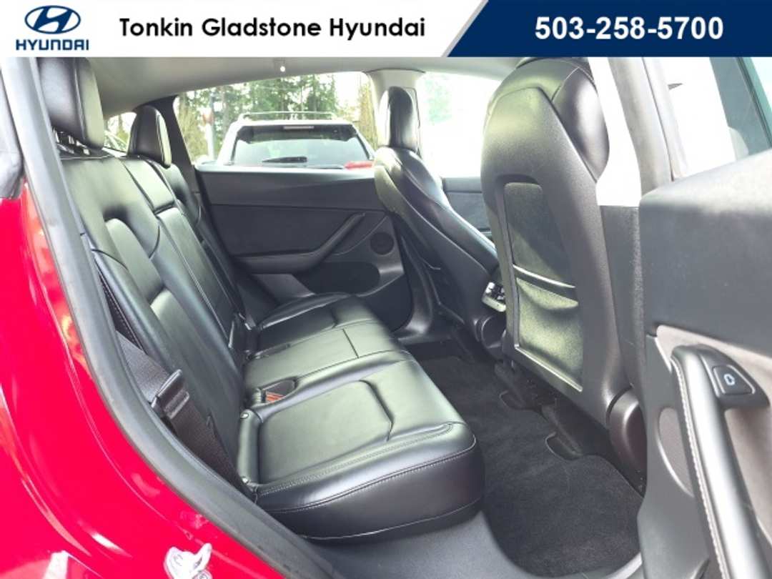 2022 Tesla Model Y Long Range - Image 21