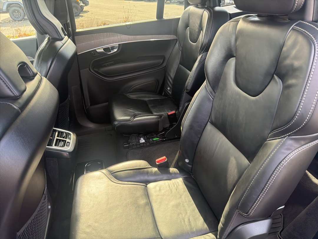 2022 Volvo Xc90 T6 Inscription - Image 17
