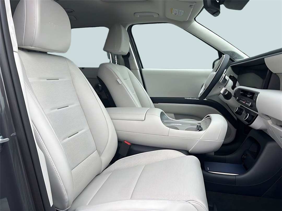 2026 Hyundai Palisade Calligraphy - Image 11