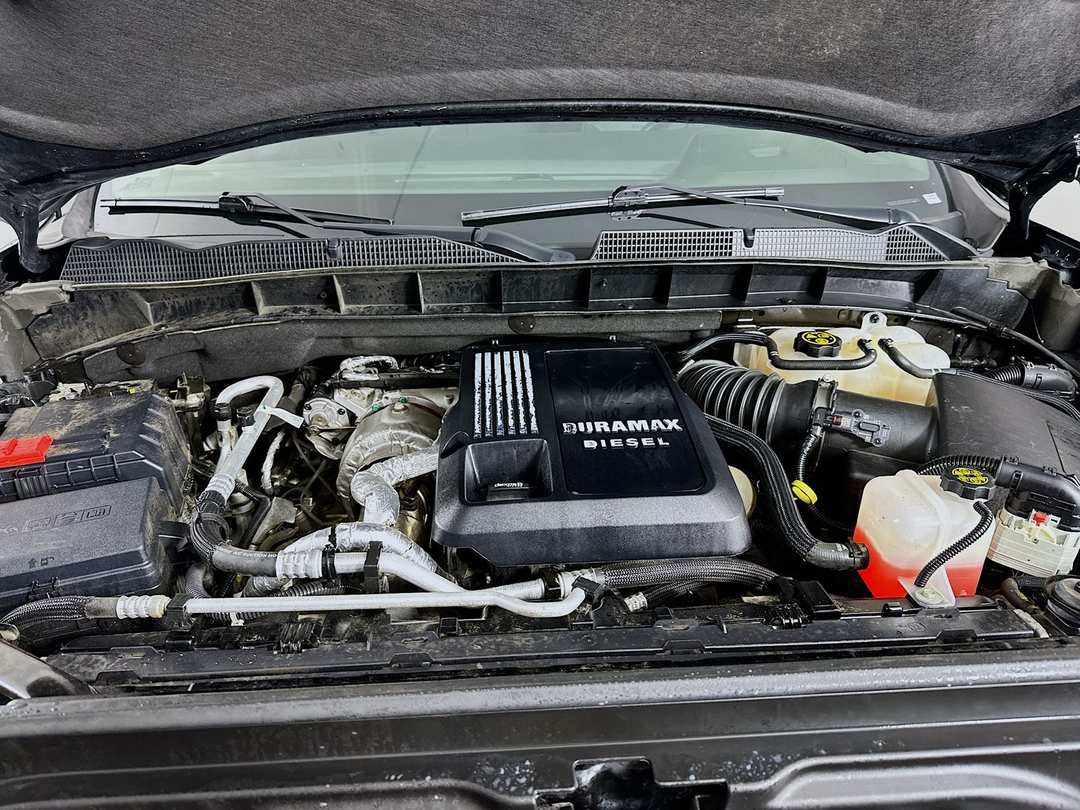 2022 GMC Sierra 1500 Denali - Image 33