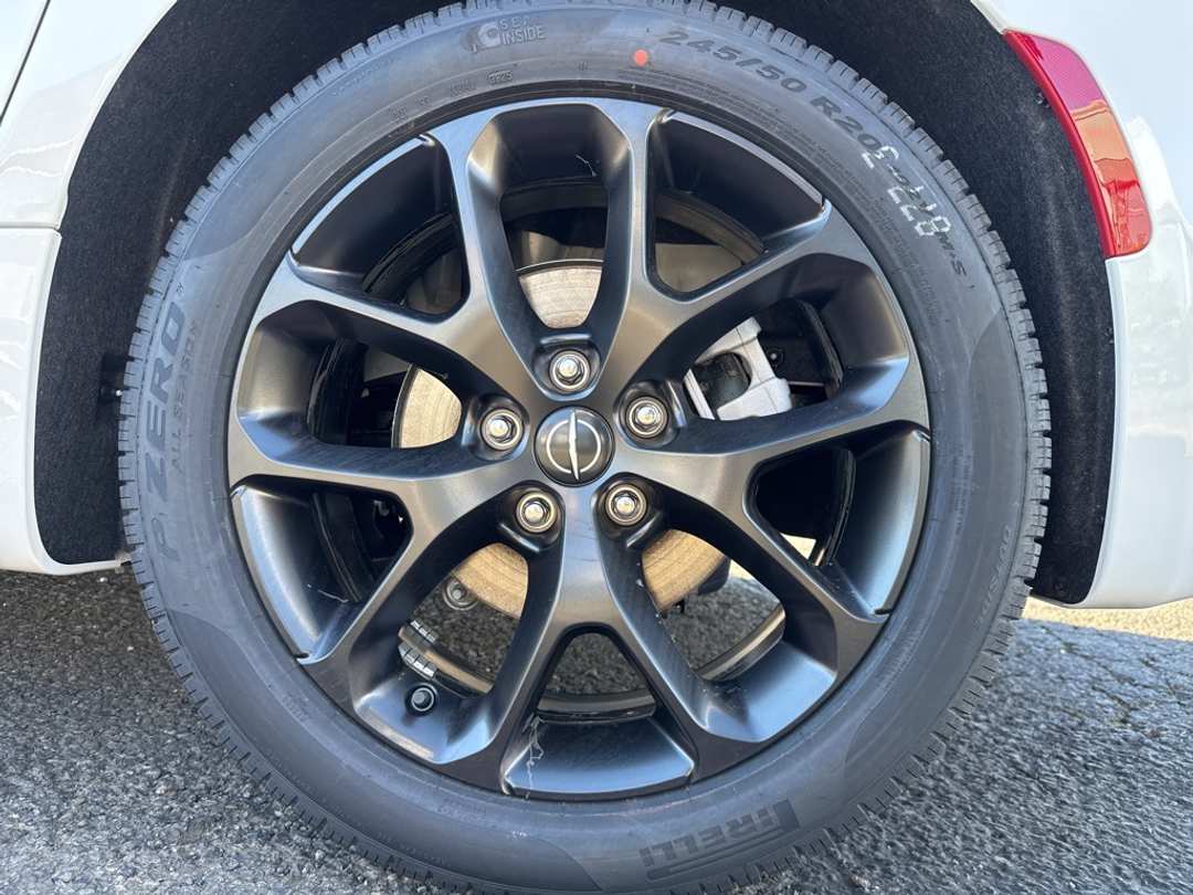 2026 Chrysler Pacifica Select - Image 9