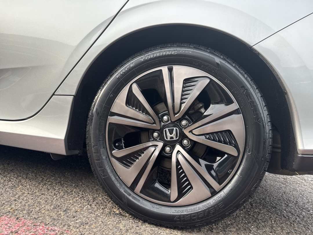 2017 Honda Civic EX - Image 9