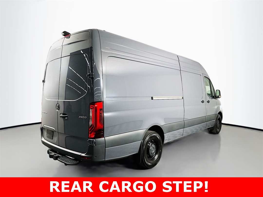 2024 Mercedes-Benz Sprinter 2500 Crew 170 WB - Image 7