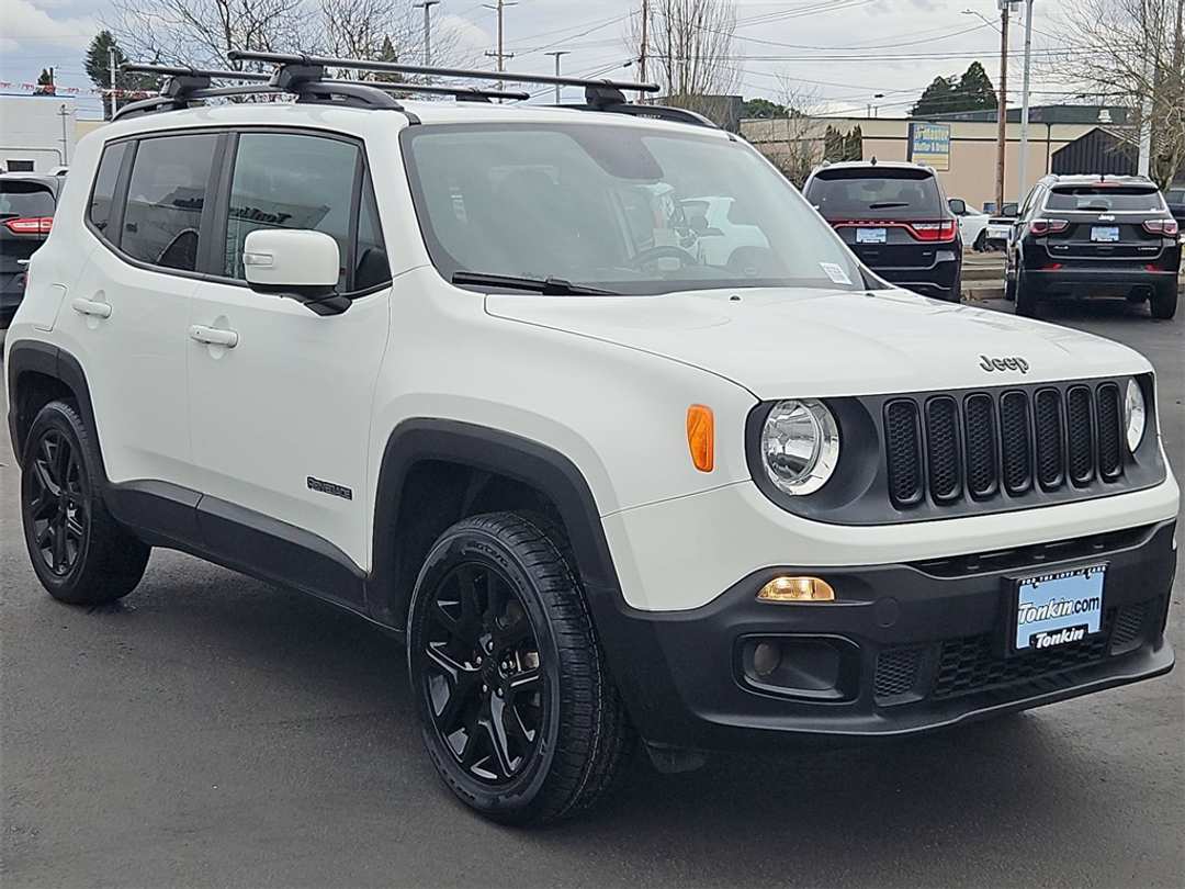 2017 Jeep Renegade Altitude - Image 8