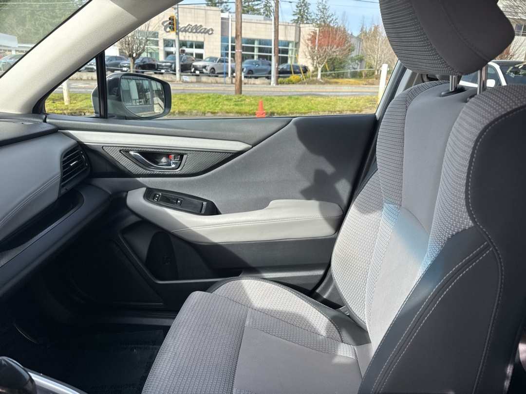 2020 Subaru Outback Premium - Image 27