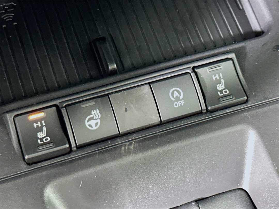 2026 Toyota Corolla Cross XLE - Image 21