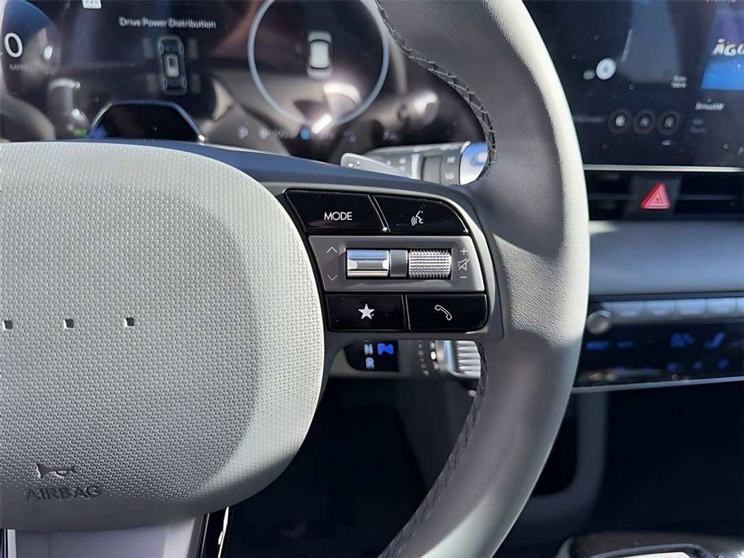 2026 Hyundai Ioniq 5 SEL - Image 18