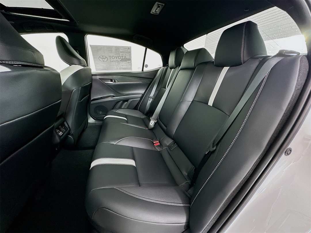 2026 Toyota Camry SE Nightshade - Image 26