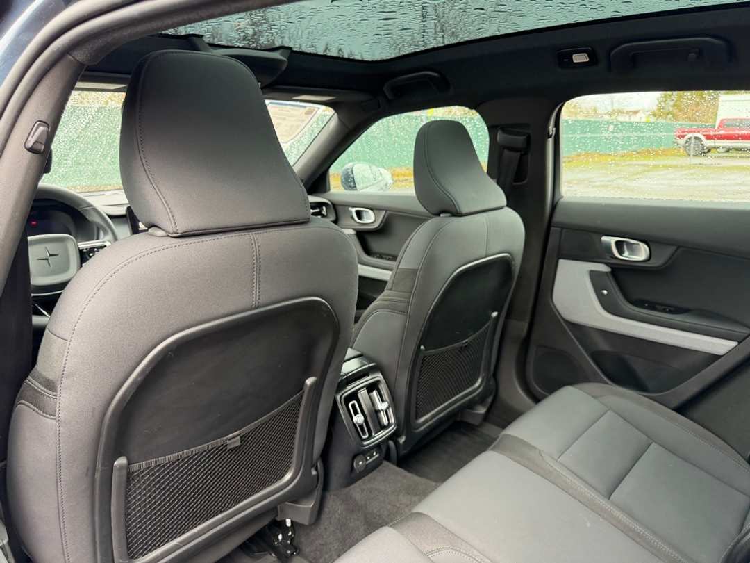 2022 Polestar 2 Long Range Dual Motor - Image 34