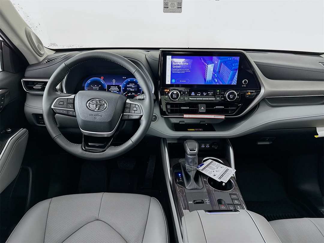 2026 Toyota Highlander Limited - Image 24