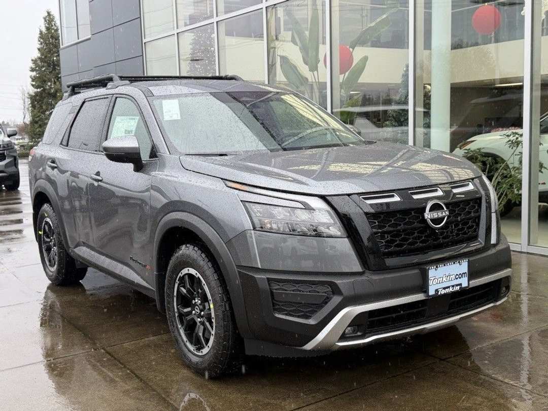 2025 Nissan Pathfinder Rock Creek - Image 2