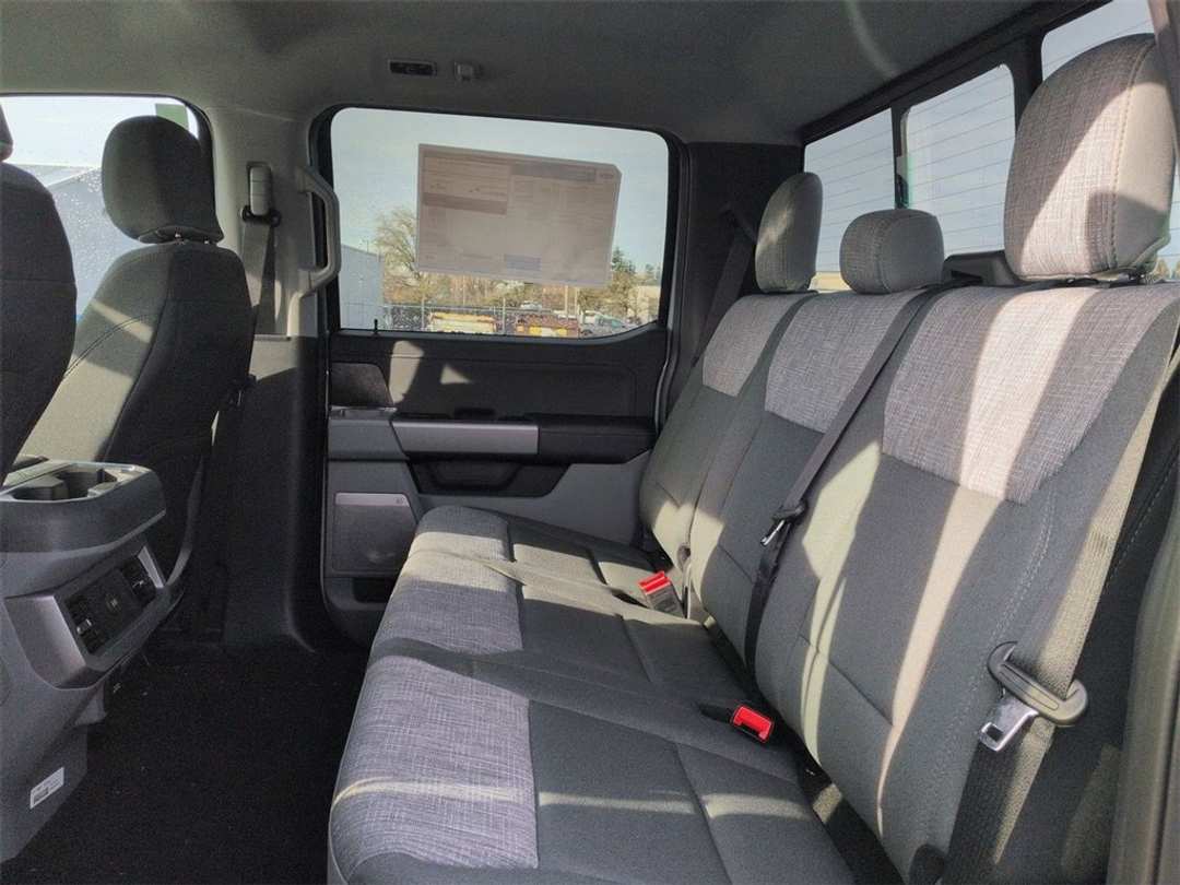 2026 Ford F-350Sd XLT - Image 24