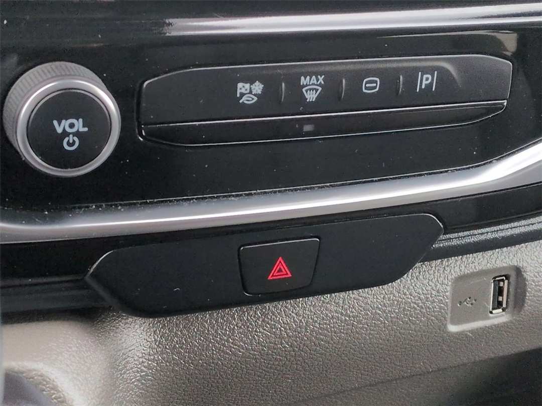 2024 Ford Transit-350 XLT - Image 21