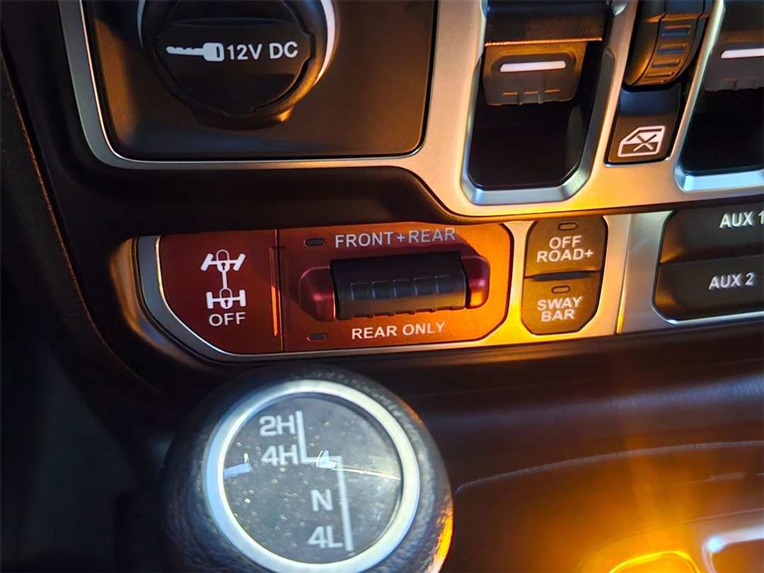 2026 Jeep Gladiator Rubicon - Image 25