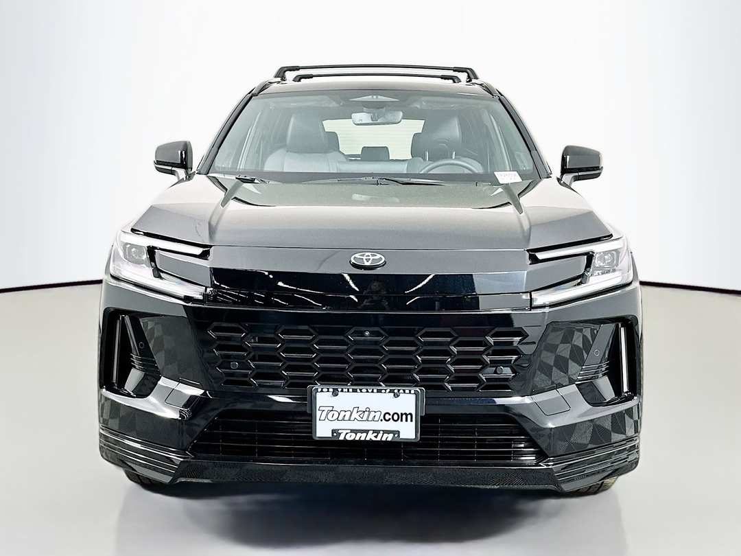 2026 Toyota Rav4 XSE - Image 2