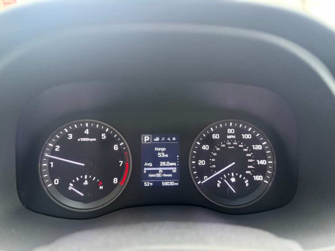 2016 Hyundai Tucson SE - Image 28