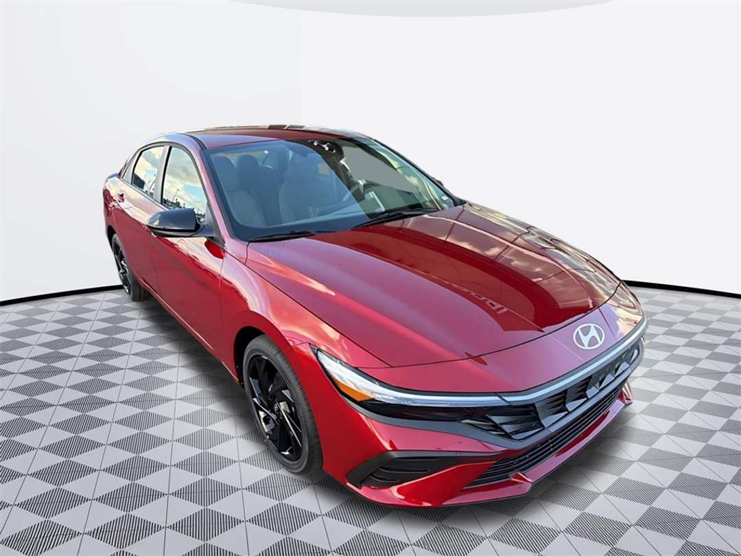 2026 Hyundai Elantra SEL Sport - Image 4