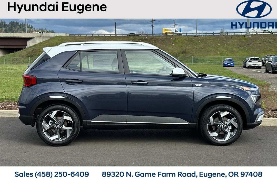 2026 Hyundai Venue SEL - Image 3