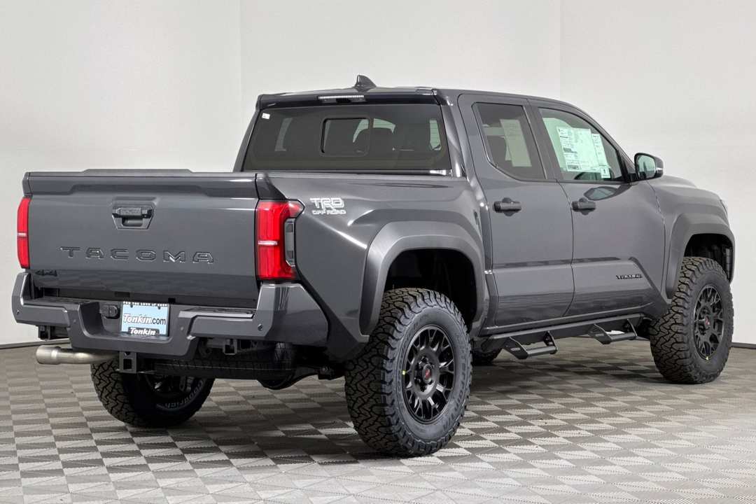 Toyota Tacoma - Image 3