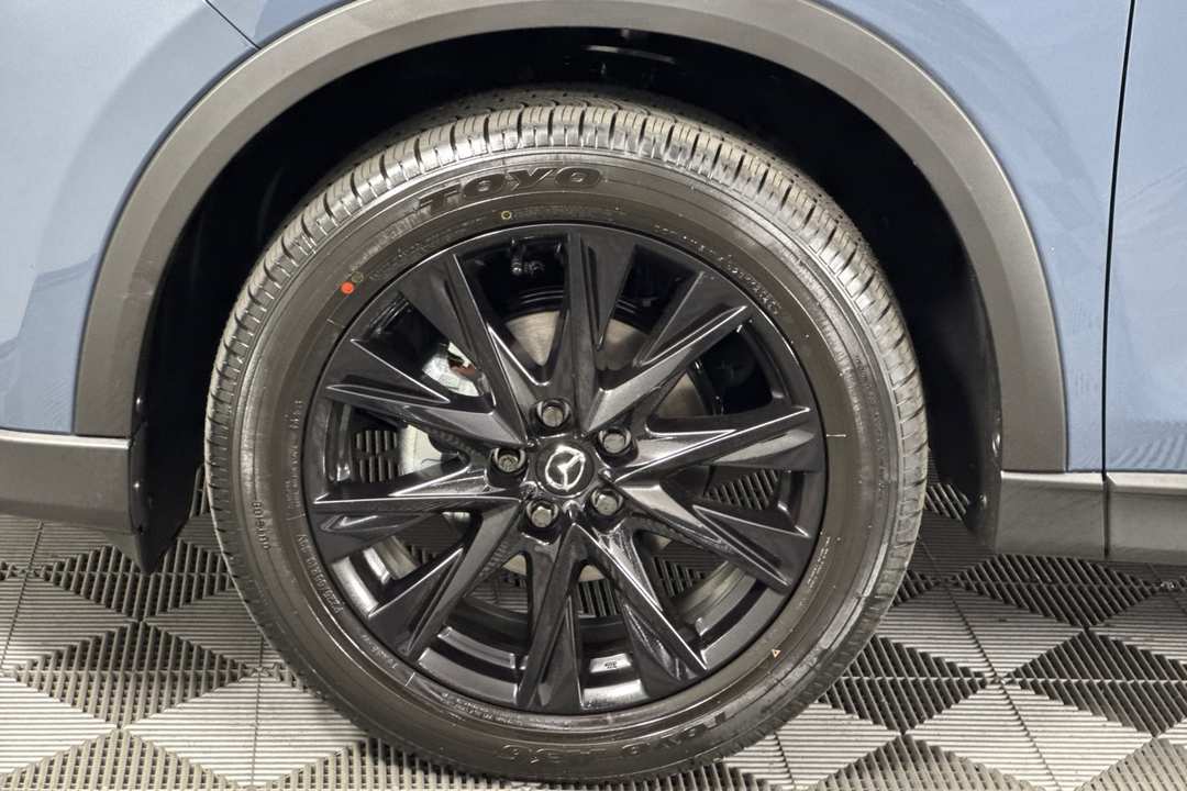 2025 MAZDA CX-5 2.5 S Carbon Edition - Image 25