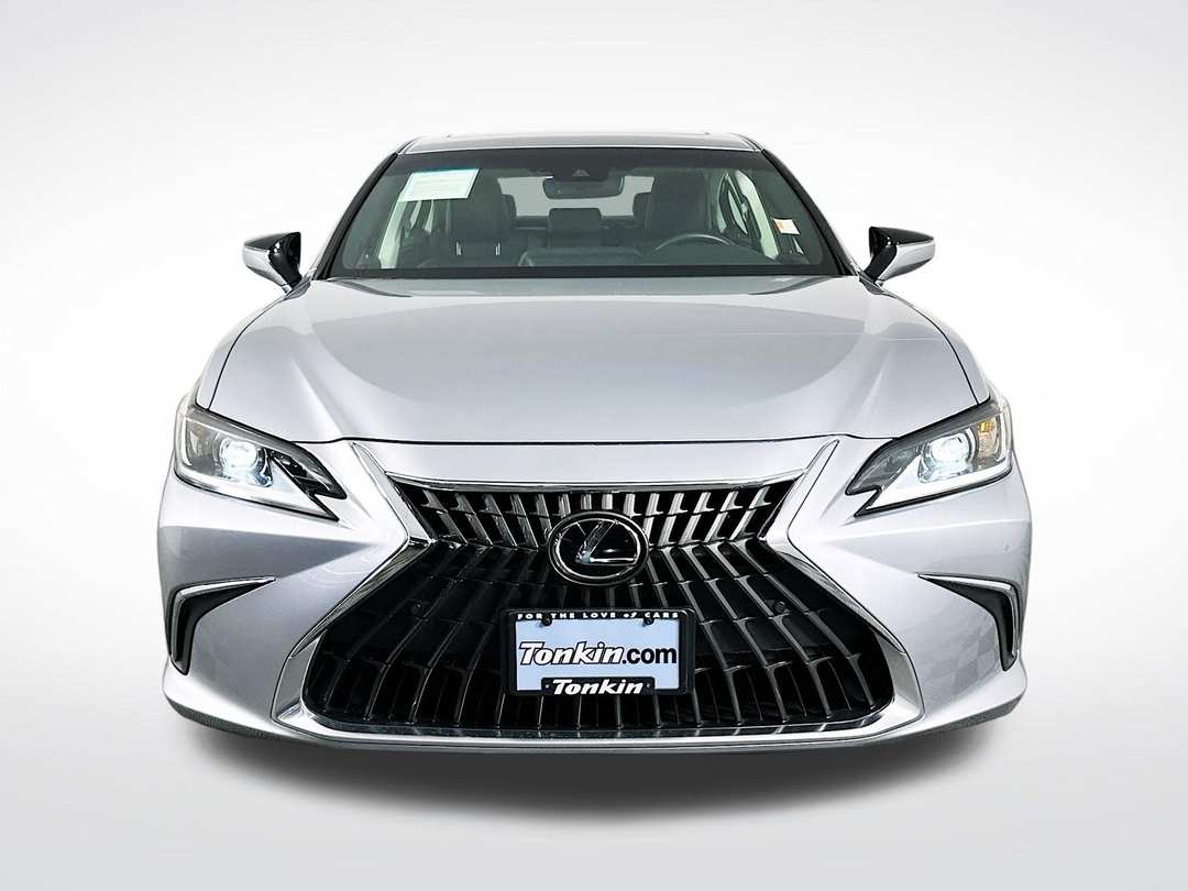 2024 Lexus Es 250 - Image 2