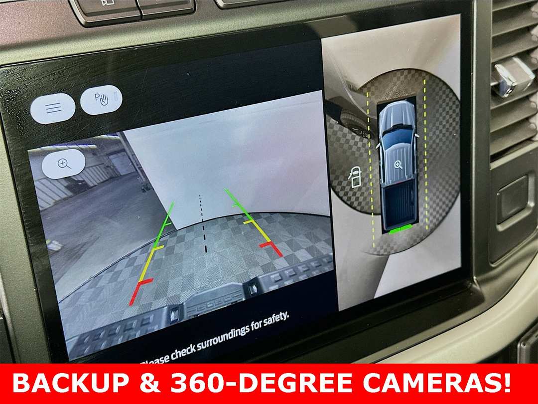 2023 Ford F-150 Lightning XLT - Image 18