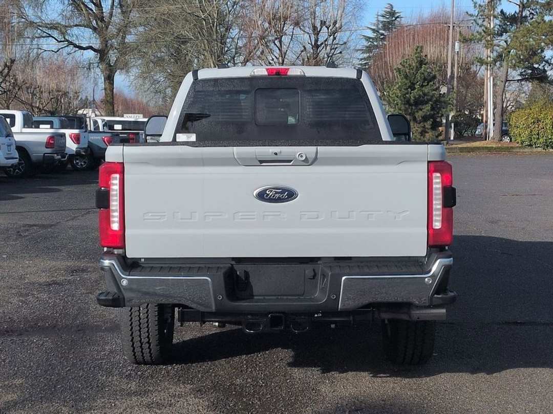 2026 Ford F-250Sd XLT - Image 3