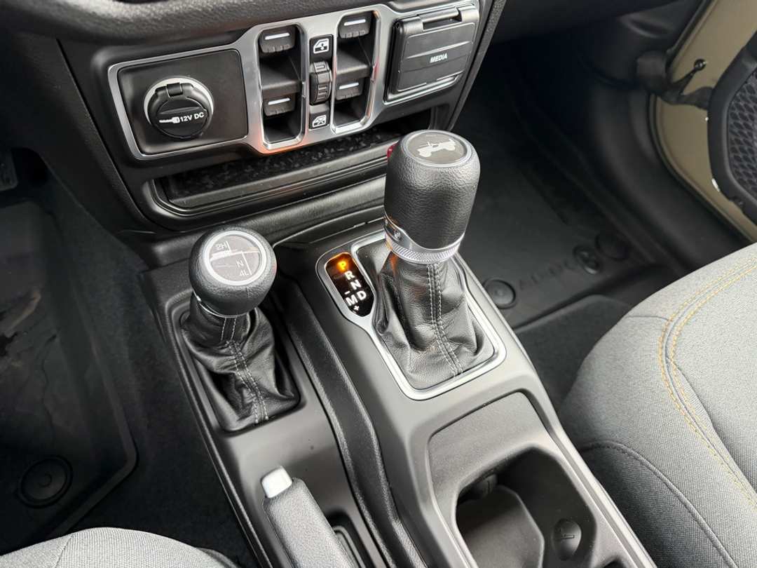 2026 Jeep Wrangler Sport - Image 24