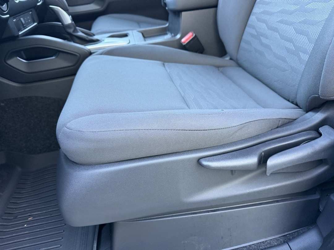 2026 Nissan Frontier S - Image 13