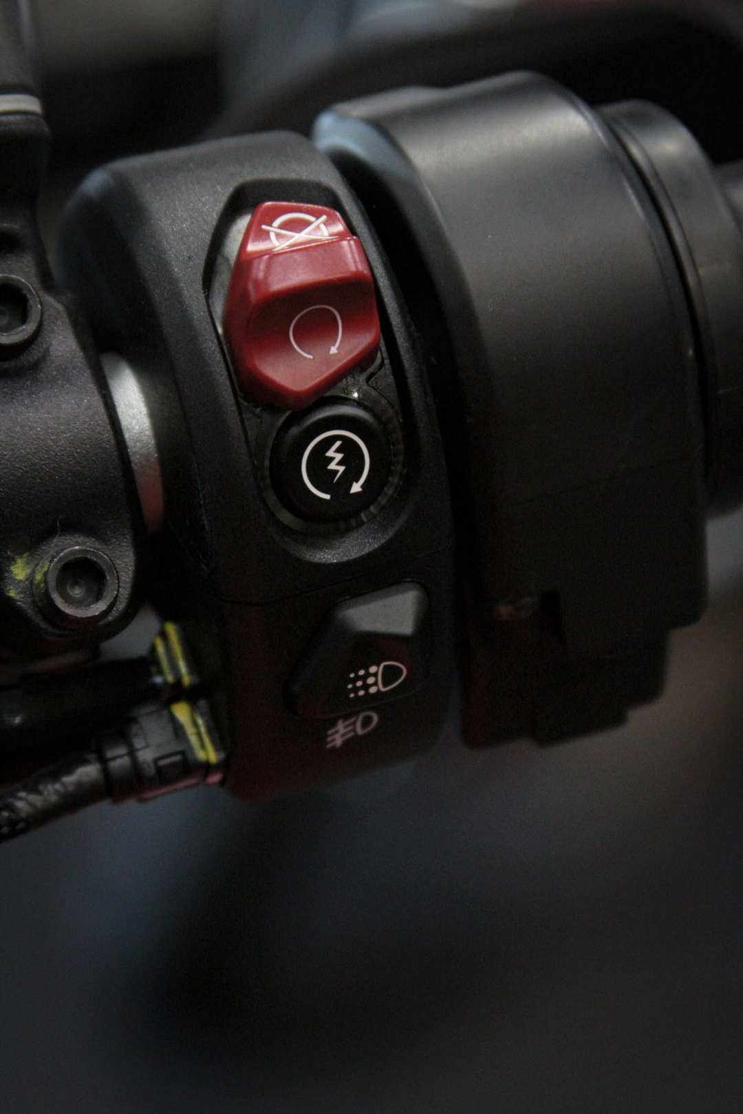 2024 Ducati Multistrada V4 S Travel & Radar - Image 12